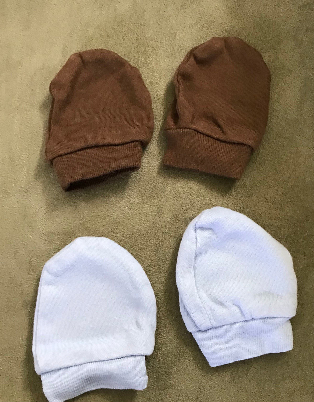 No scratch mittens Babies r us brand