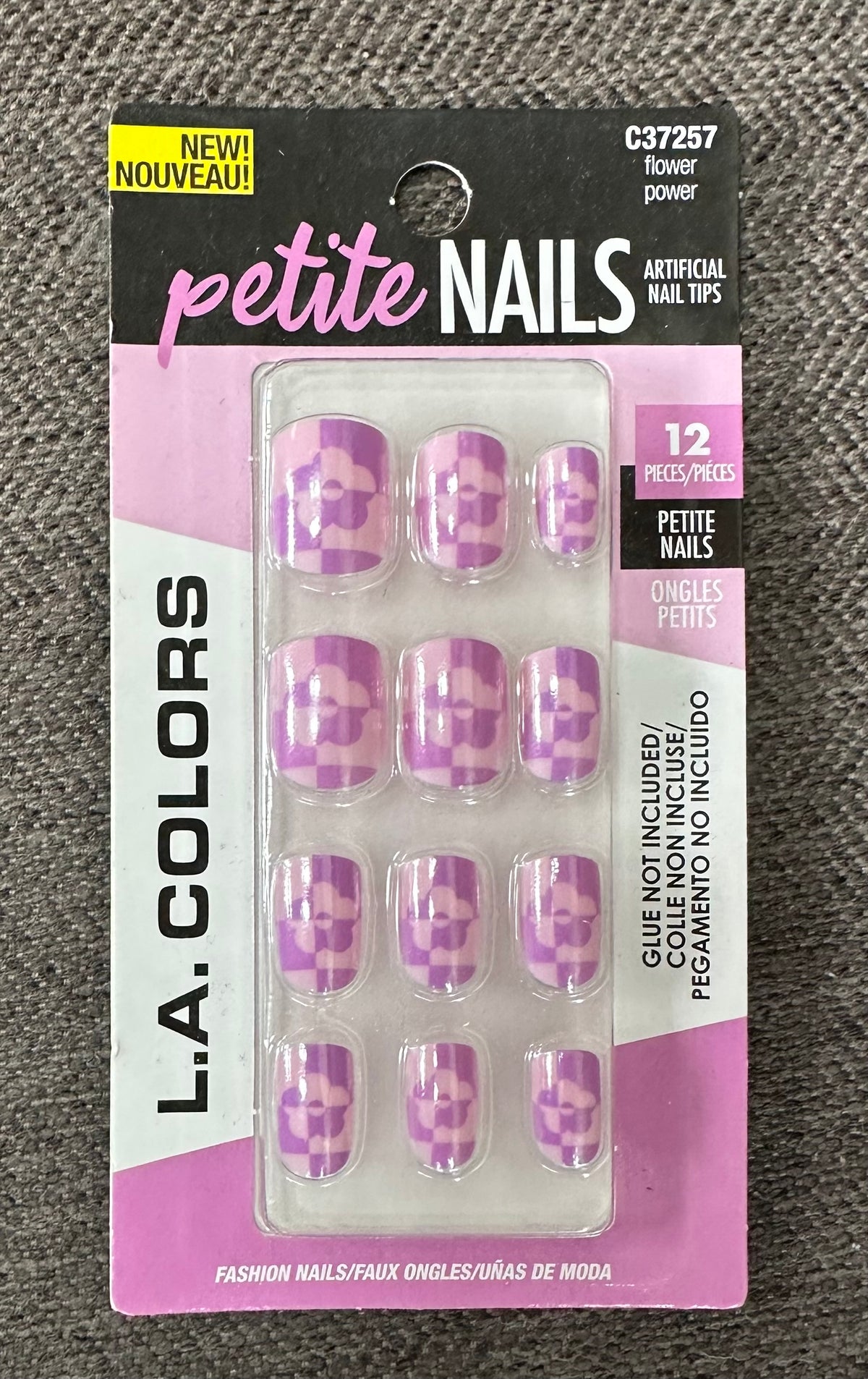 New glue on nails