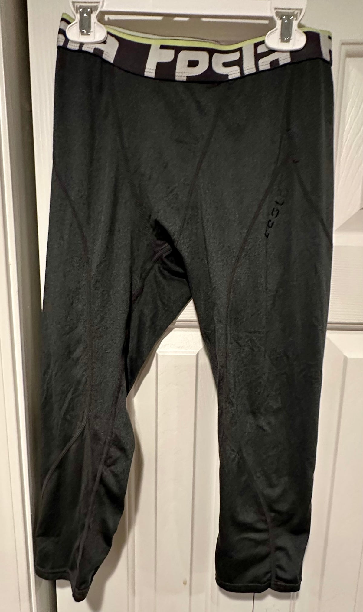 Compression gray pants Tag M fits 8/10 EUC - size Youth - 8 (M)