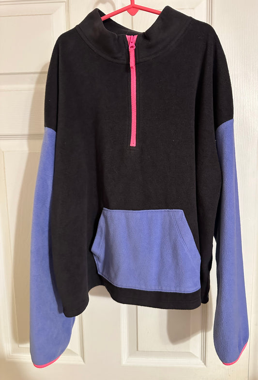 18 athletic works EUC 1/2 zip blk/ periwinkle - size Youth - 18 (XXL)