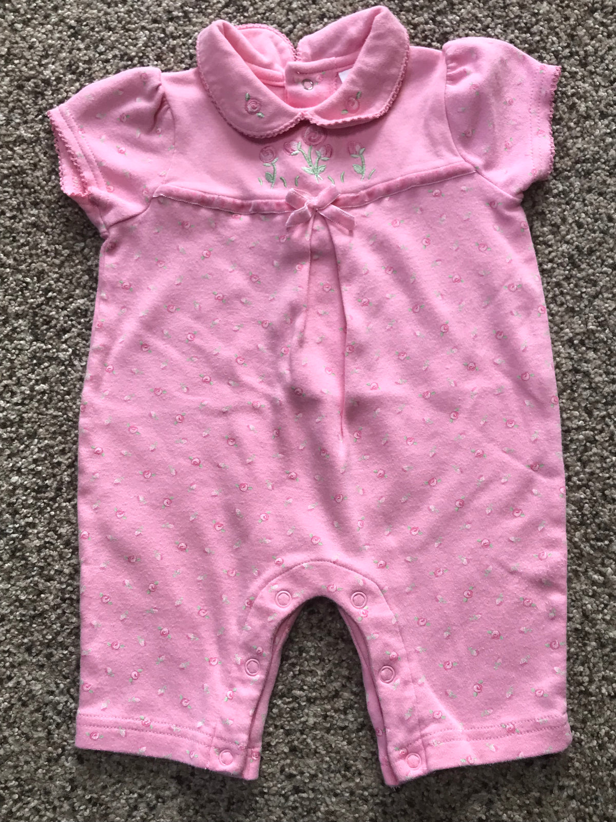 romper carters 3 mos Pink with green flower - size Month - 0-3 / 3M