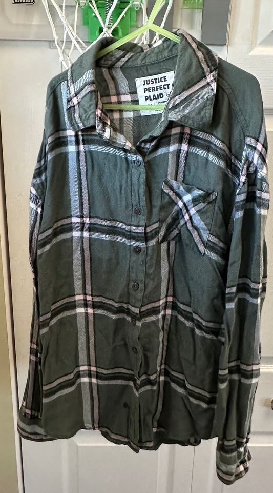 14/16 justice plaid Green pink like new - size Youth - 14 (XL)