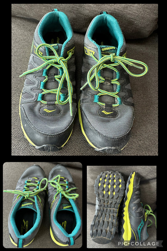 Youth boy 6.5 shoe Saucony water resistant - size Shoes - Kids 6 1/2