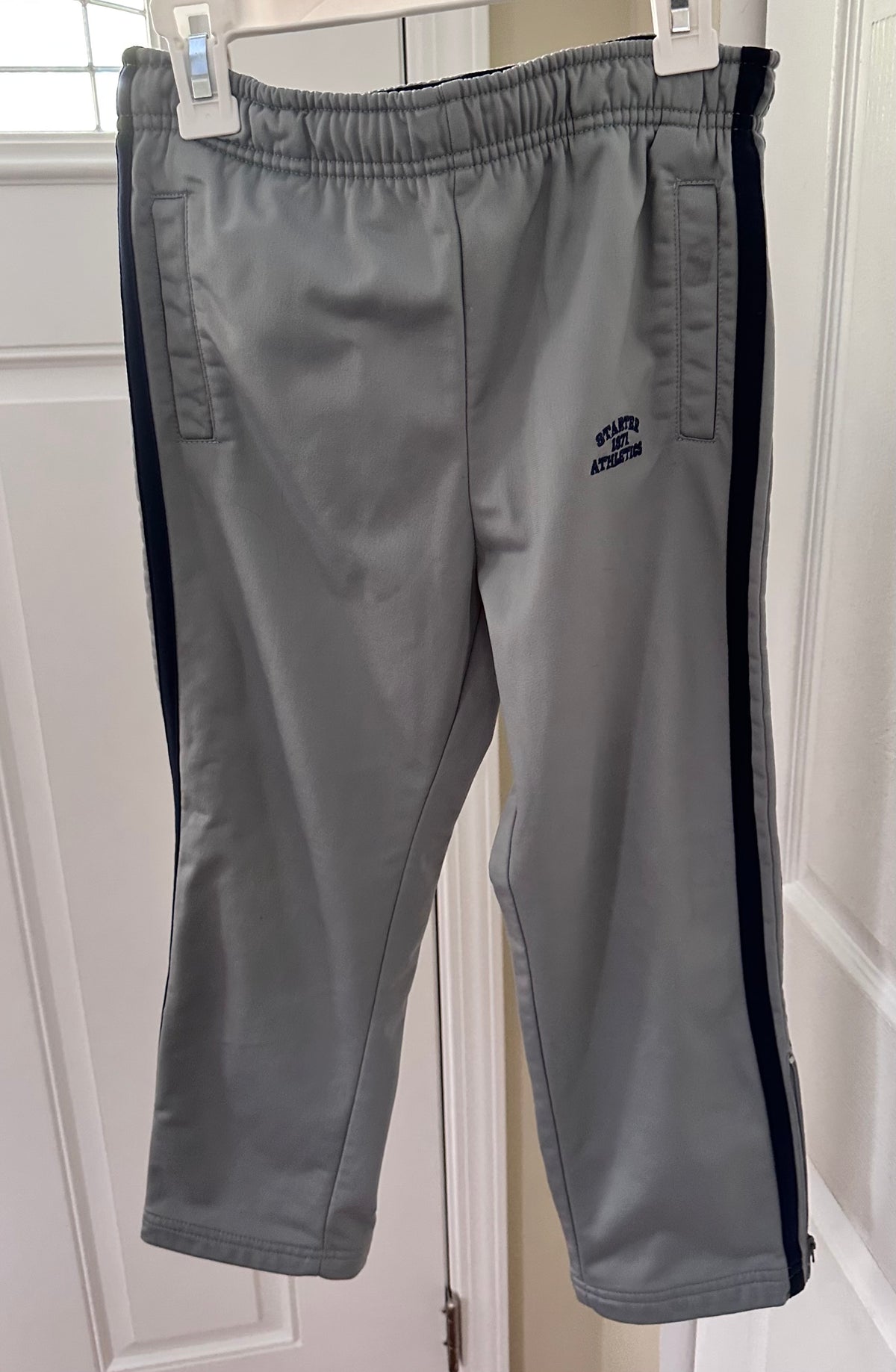 6+ thick warm pants GUC Waist a little stretched - size Youth - 6 (S)