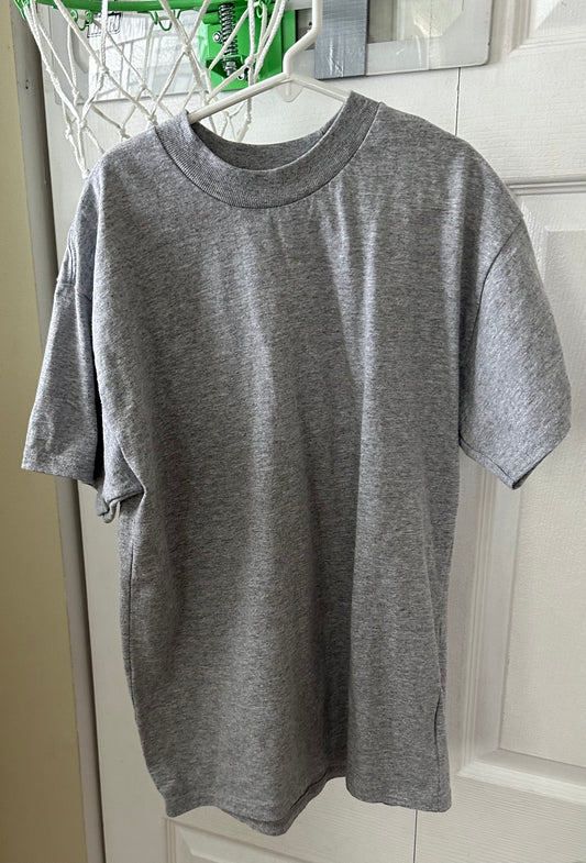 Hanes undershirt cotton Worn a couple times - size Youth - 10 (L)