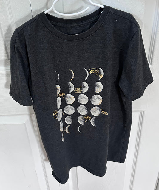 12/14 moon phase tee Cat& Jack EUC - size Youth - 12 (L)