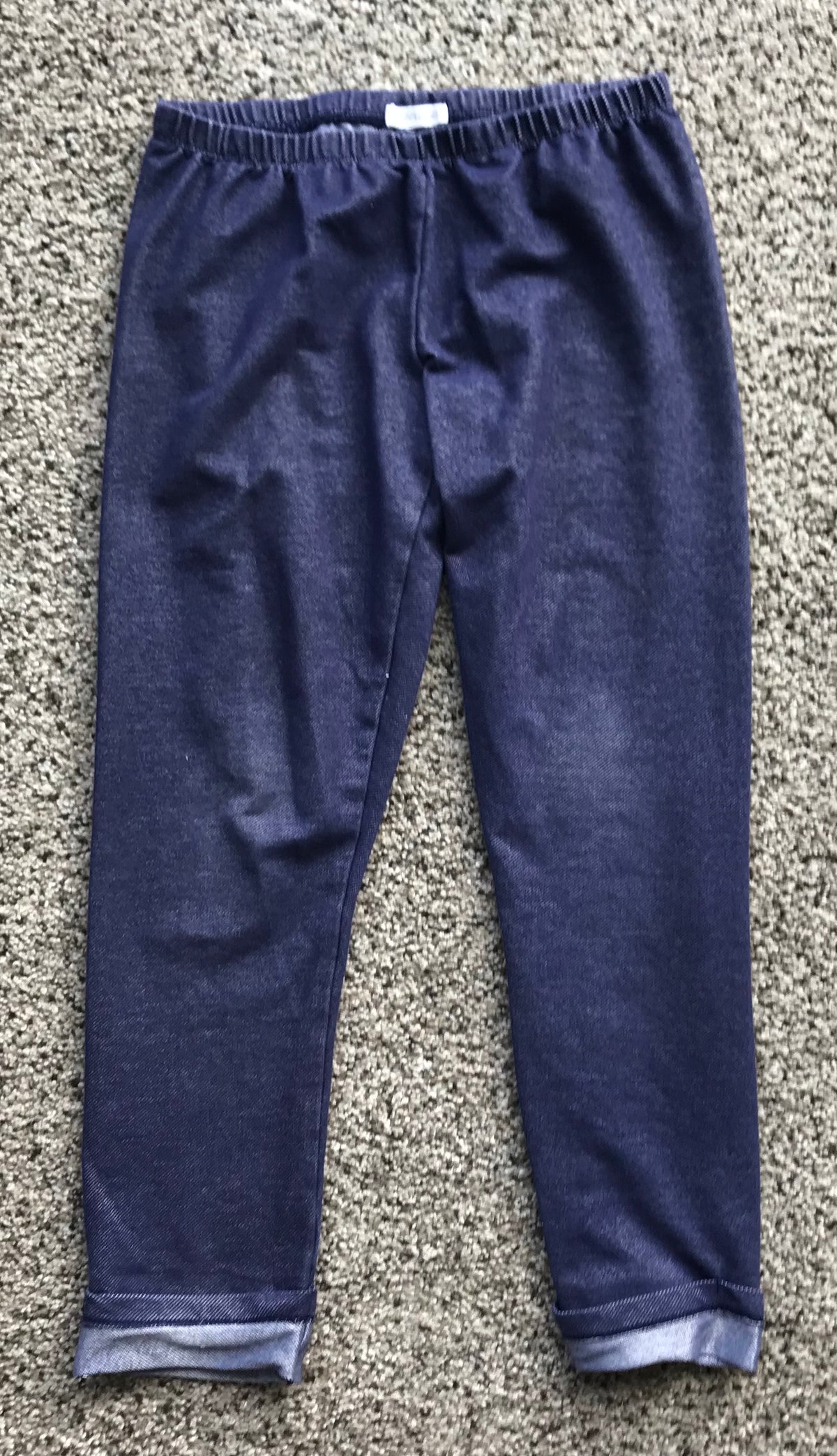 10/12 capris  legging Cotton/poly/spandex - size Youth - 10 (L)