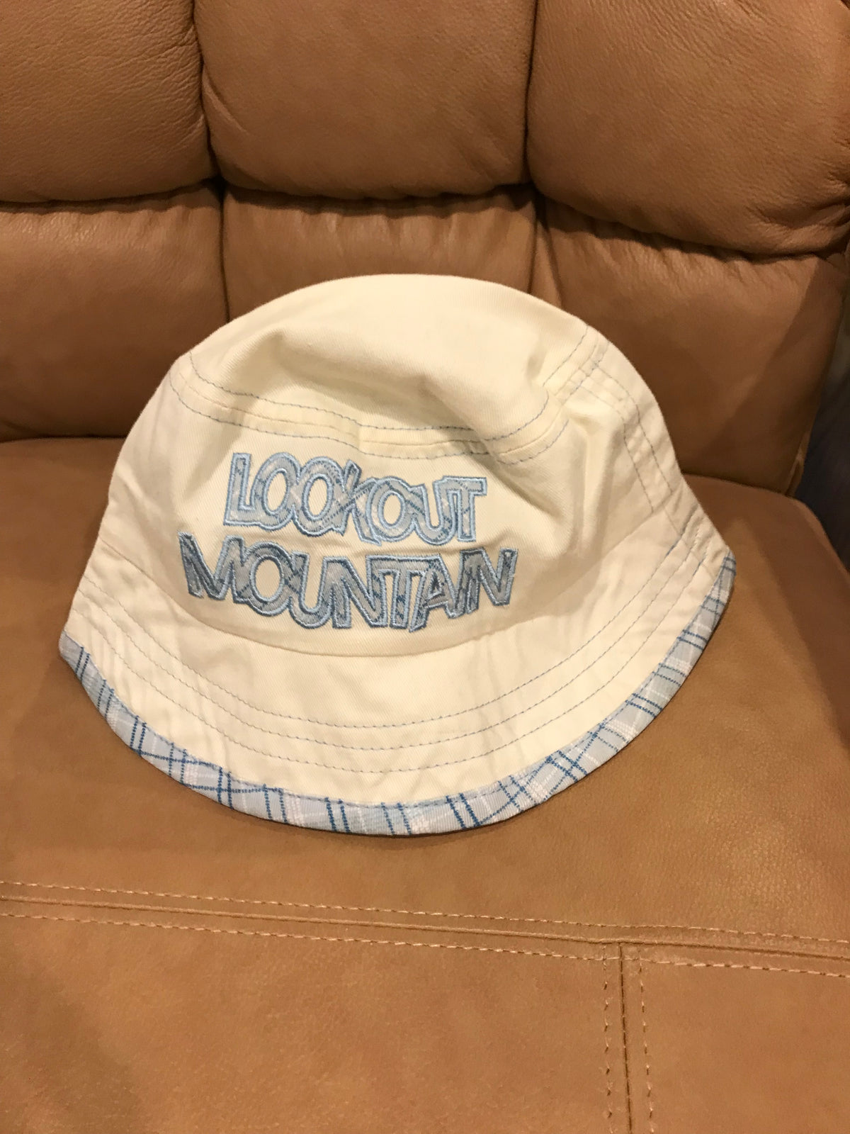 NWOT Lookout Mountain Tennessee, child size