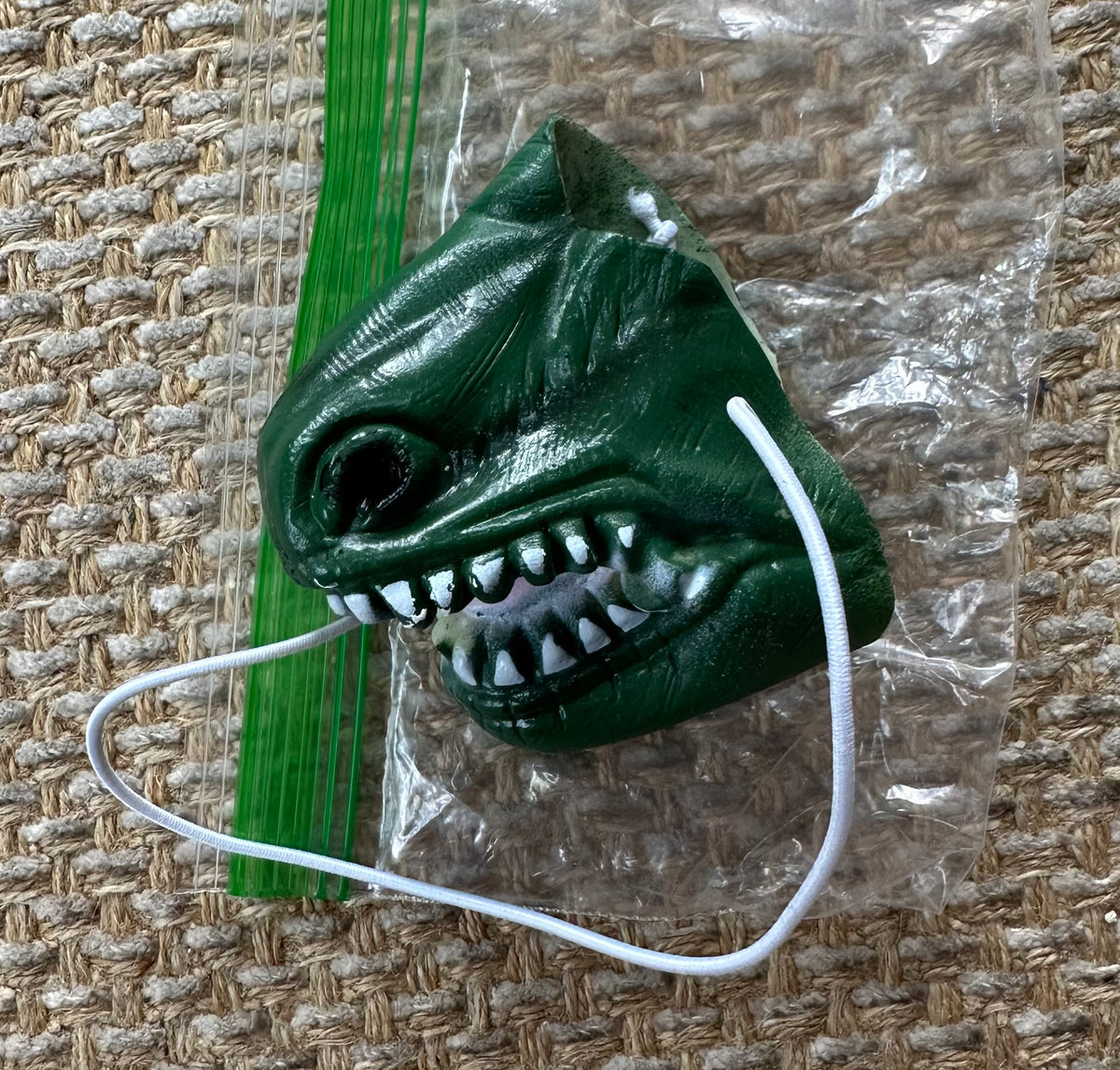 Dinosaur mask fit 2-6yrs New extra party favor