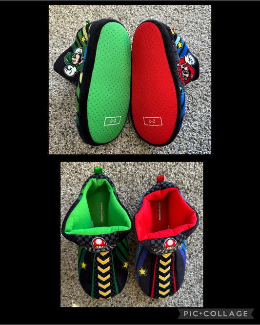 2/3 Mario slippers EUC Briefly worn a few times - size Shoes - Kids 2