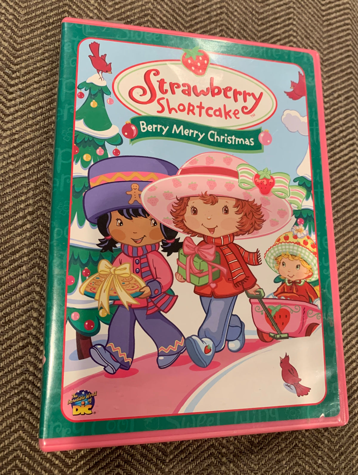 Strawberry Shortcake DVD Berry Merry Christmas