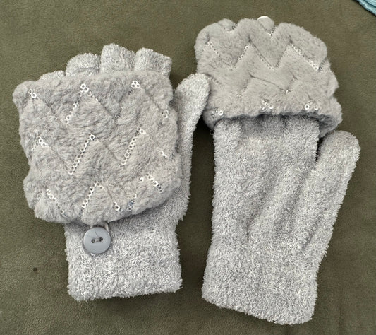 4th-6th grade silverish Mitten/fingerless glove