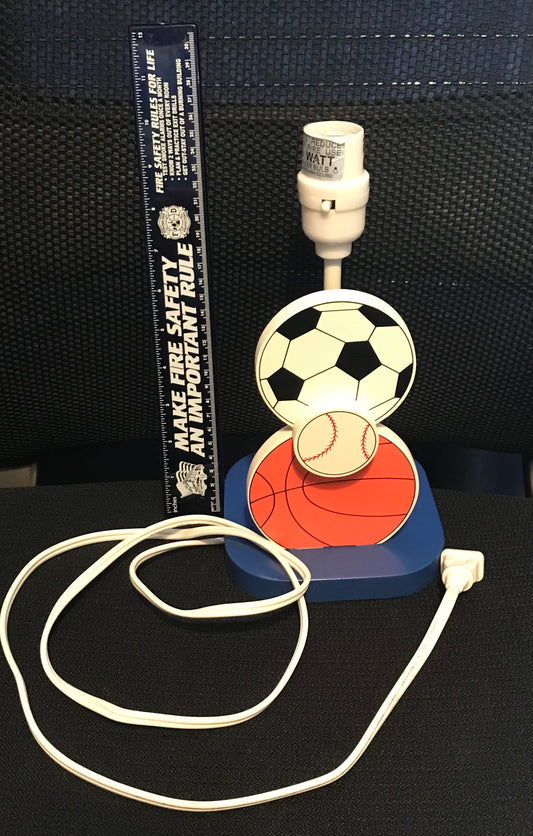 Sports lamp EUC Needs shade