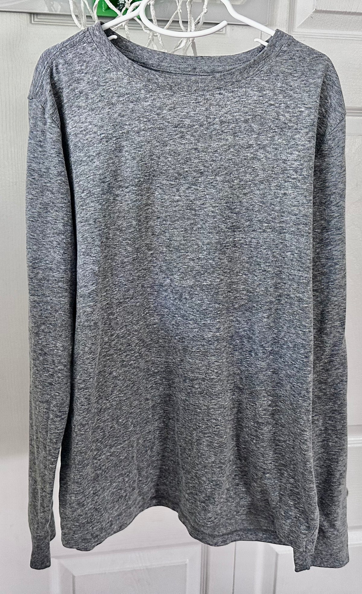 12/14 LS heathered gray Cat & Jack VGUC - size Youth - 12 (L)