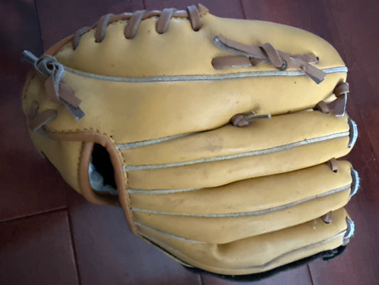 Franklin Fieldmaster 10 glove