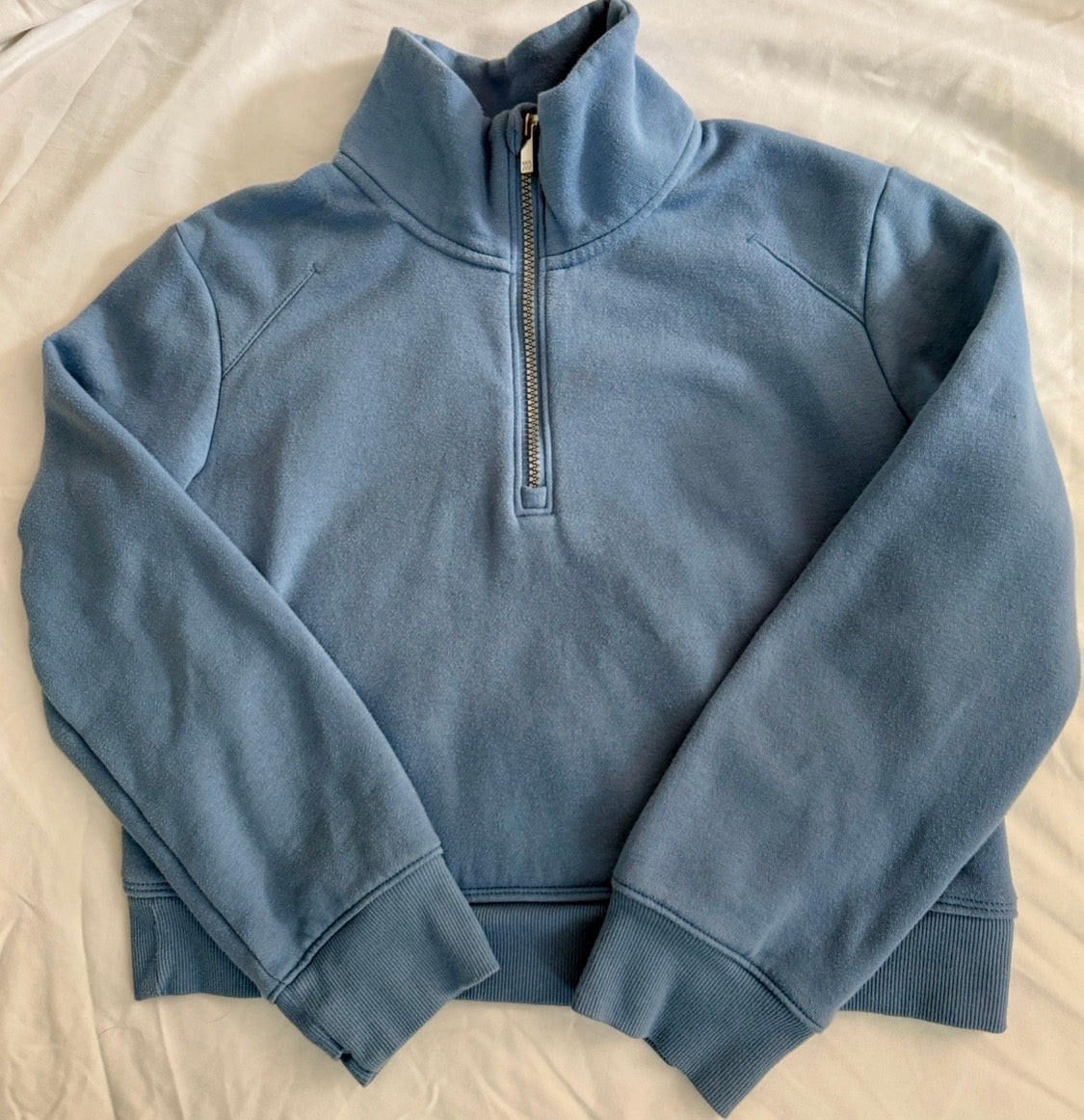 All in Motion sweatshirt Blue w/ zip - size Youth - 10 (L)