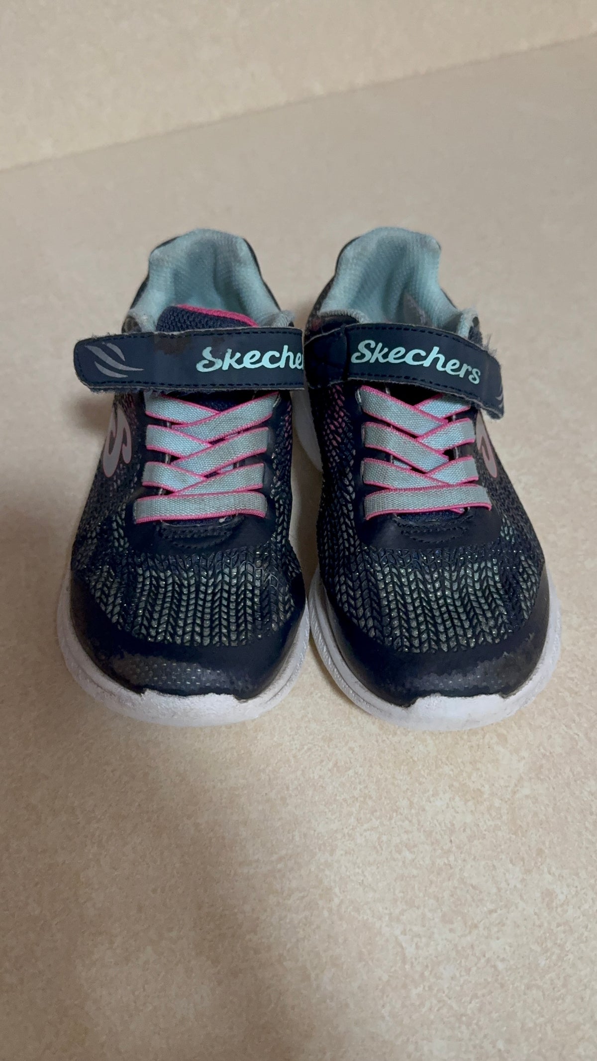 Sketchers girls tennis Shoes - 12.5 size - size Shoes - Kids 12
