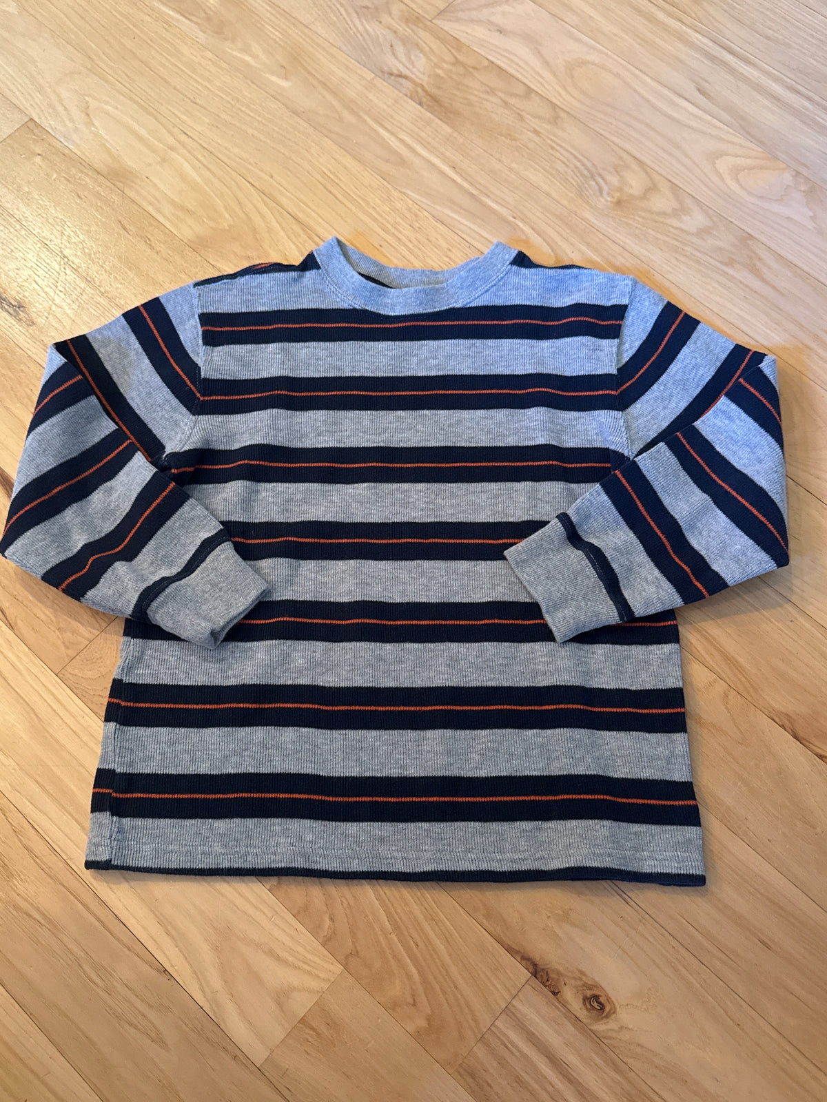 Gap kids gray striped Sweater - size Youth - 8 (M)