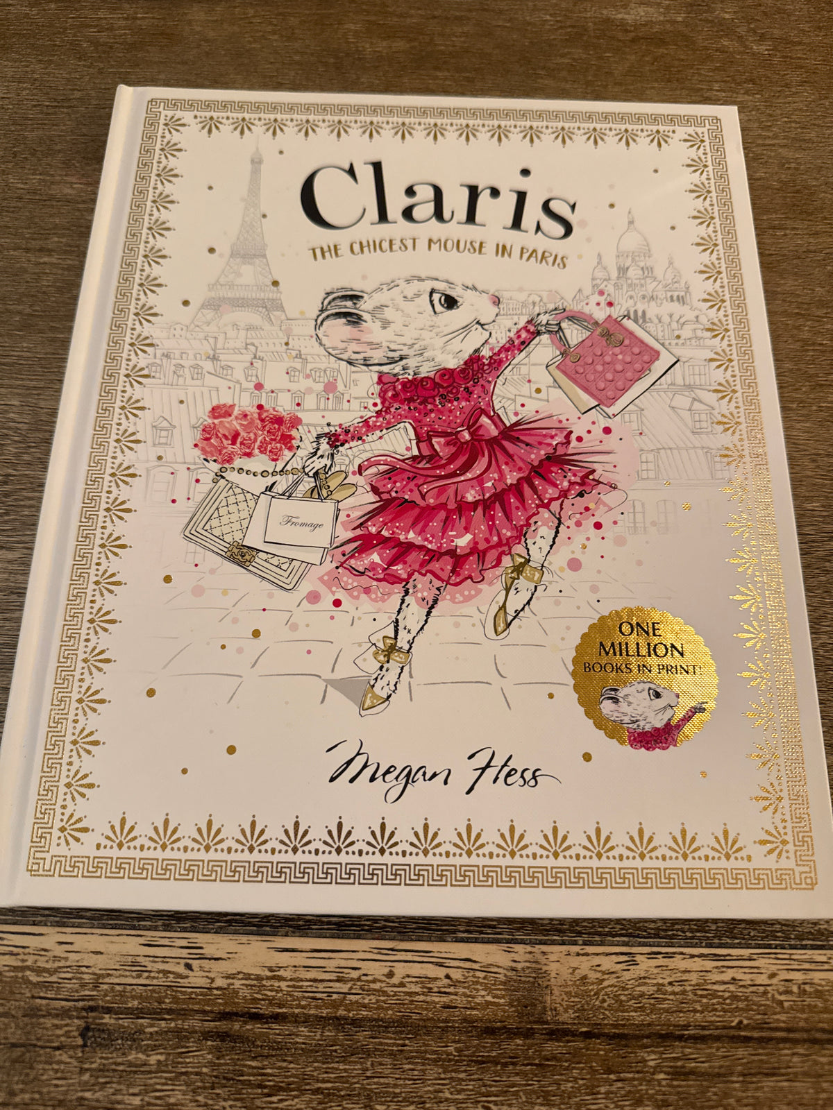 Claris the Chicest Mouse In Paris hardback