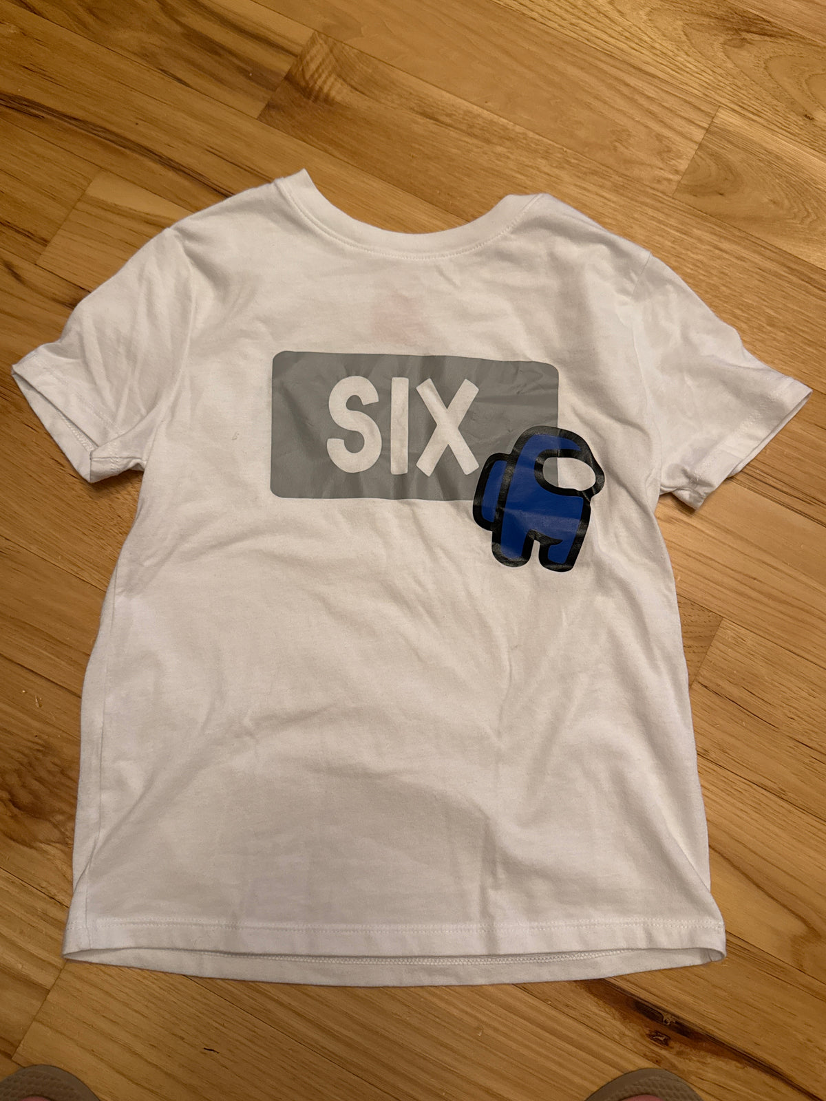 Boys size 6 Birthday shirt among us - size Youth - 6 (S)