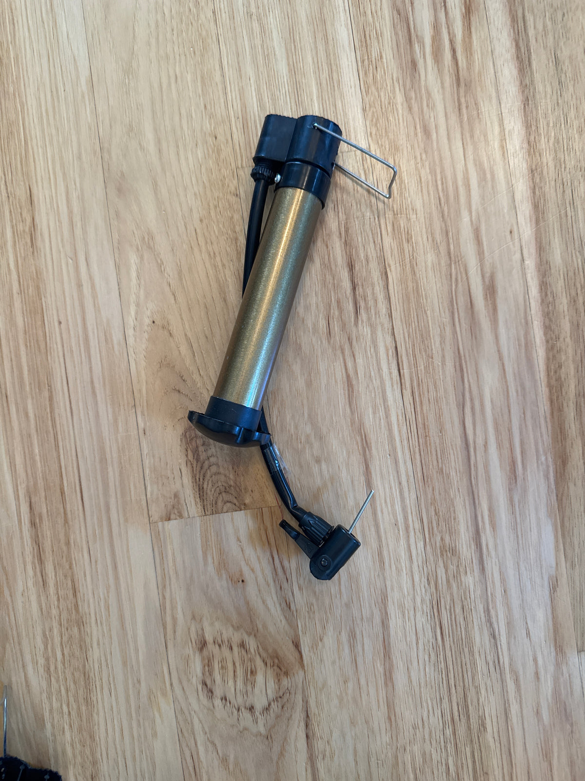 Sports ball air pump