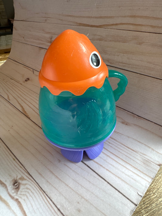 Infantiano fish bath Toy w/ cup and strainer