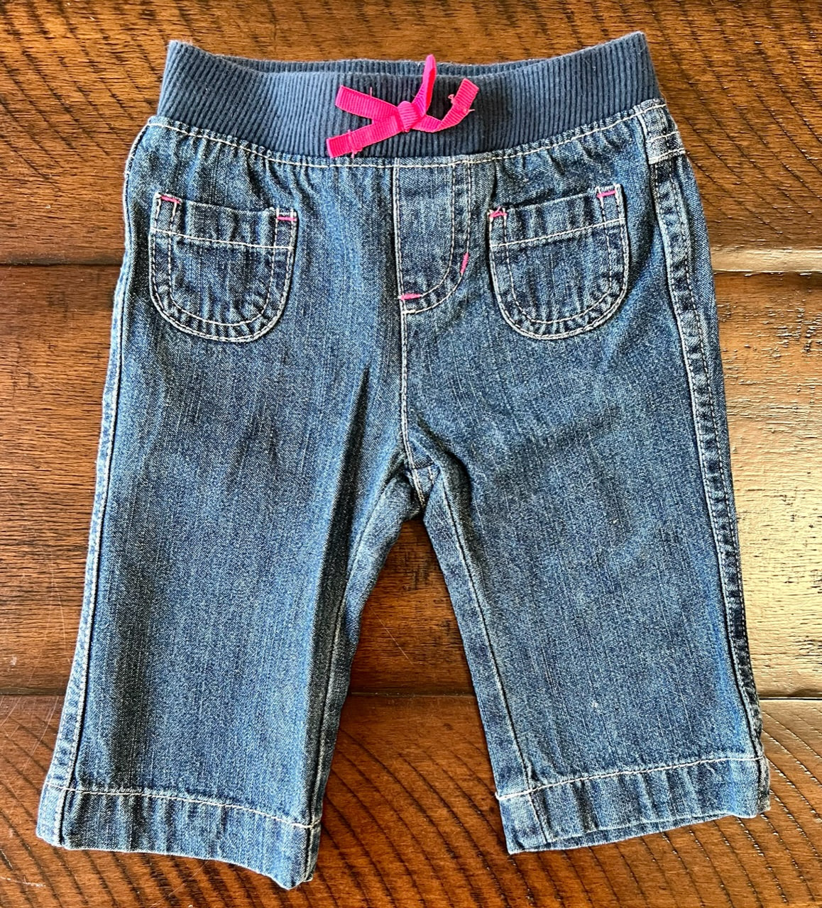 Jeans with pink bow 2 pockets- so cute! - size Month - 3-6 / 6M