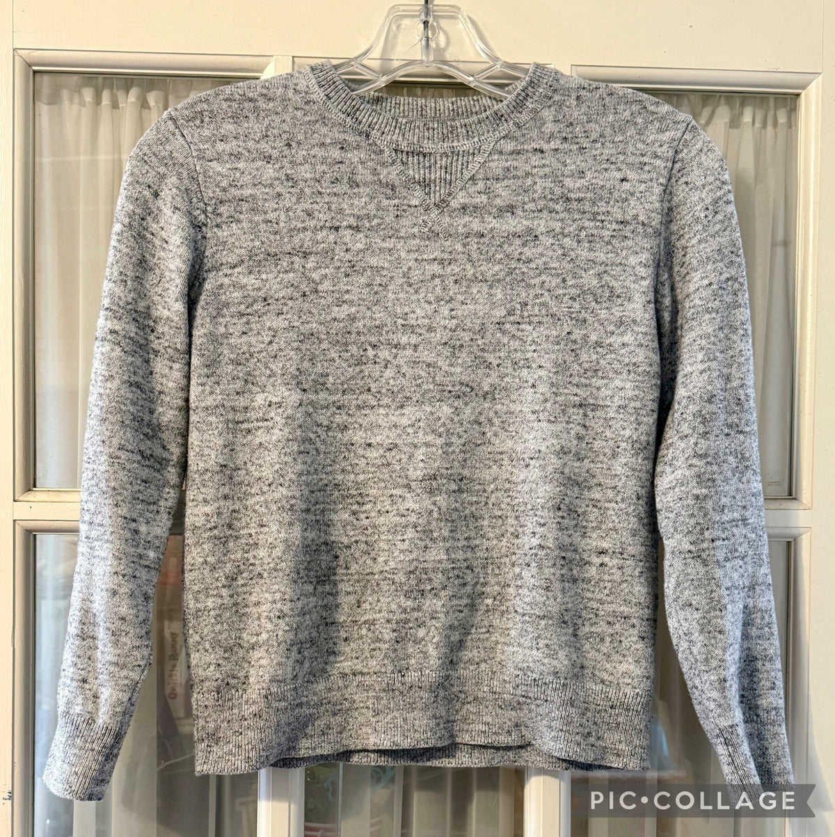GAP gray LS sweater -heathered gray/black - size Youth - 10 (L)