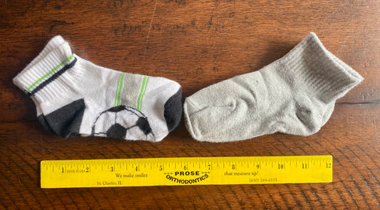 2 pairs toddler socks -soccer, white TODDLER