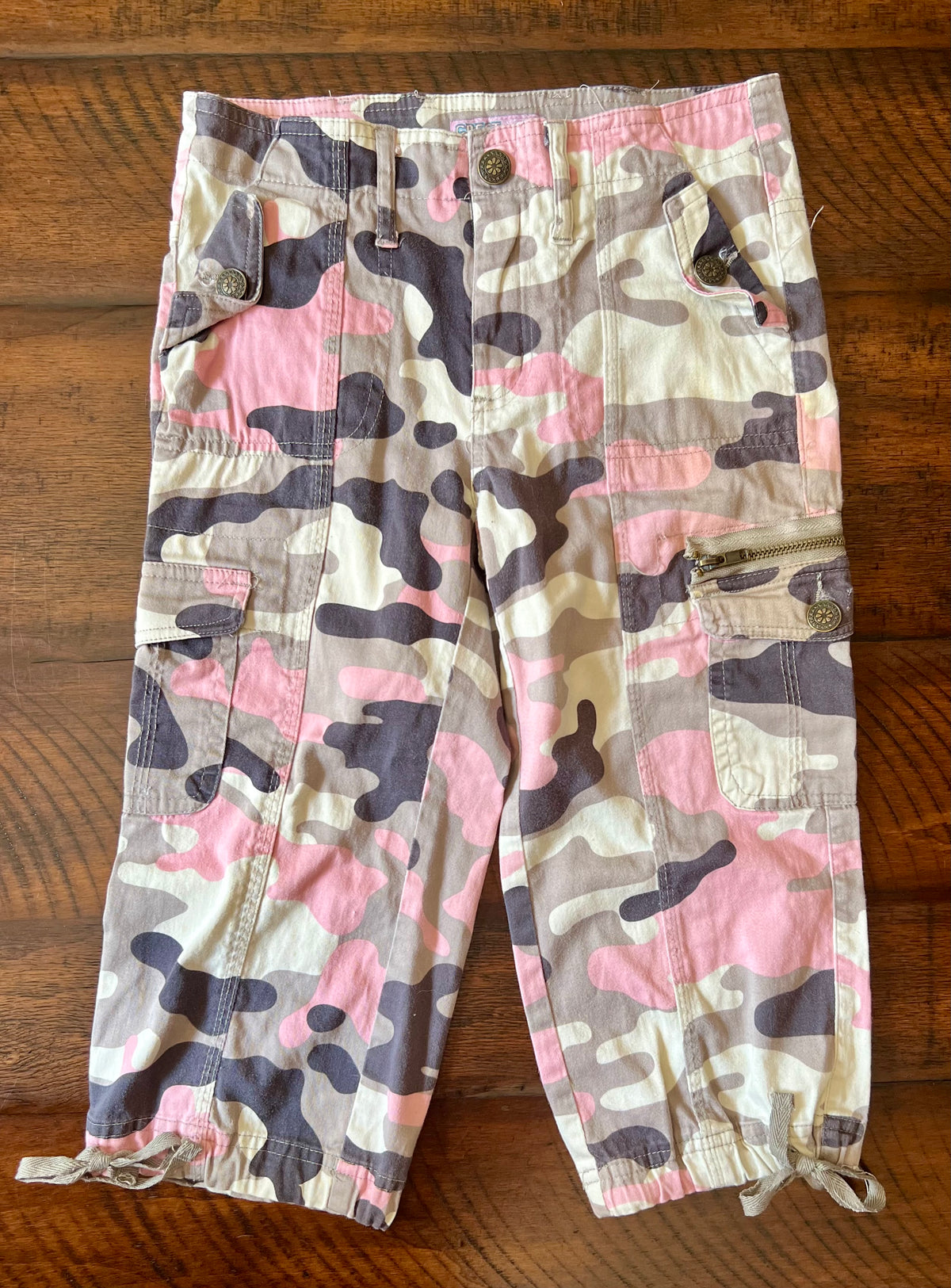 Pink/gray/tan capri pant -pockets - size Youth - 10 (L)