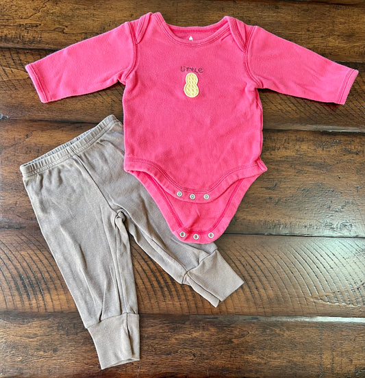 2pc BabyGap Lil' Peanut pink top/ruffle pant - size Month - 3-6 / 6M