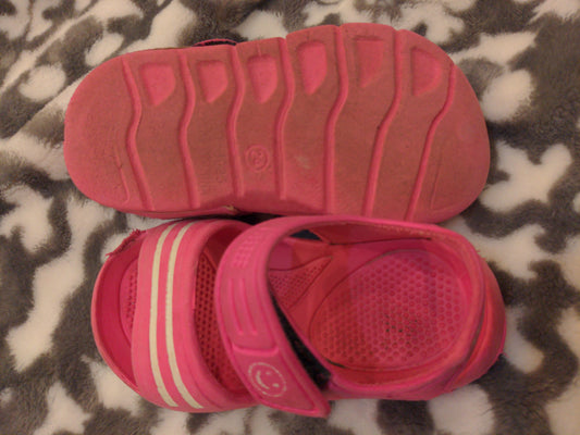 Pink rubber comfy sandal - size Shoes - Toddler 6