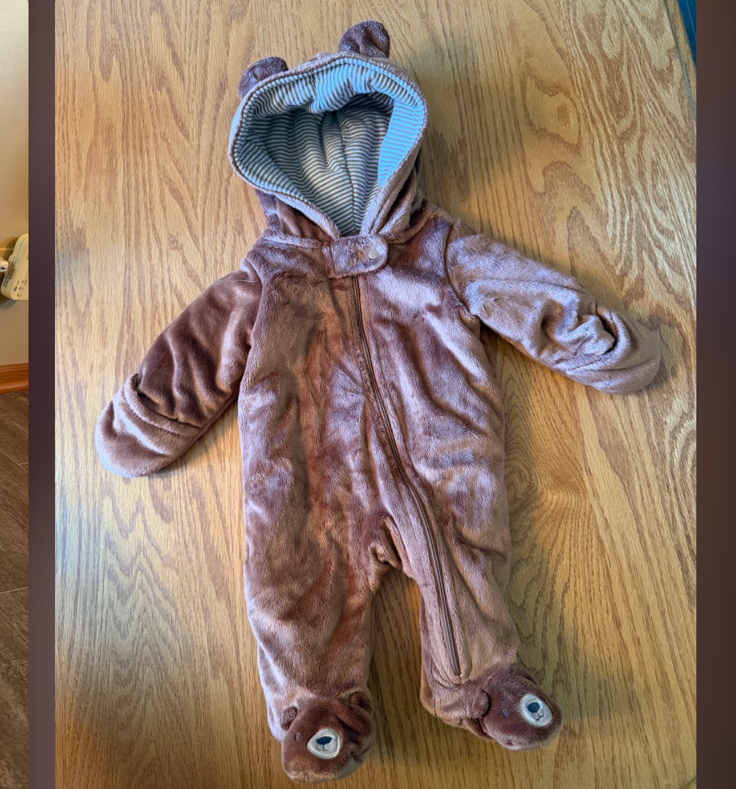Super cute Teddy Bear Warm outdoor suit - size Month - Newborn