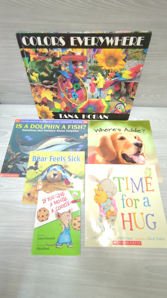 Colors Everywhere, Addie Dolphin, Bear, Hug