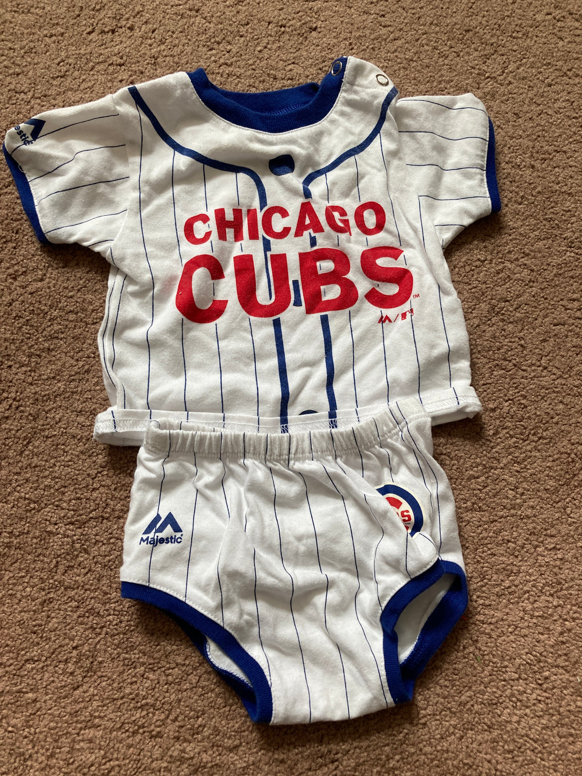Chicago Cubs Cute Outfit - size Month - 0-3 / 3M