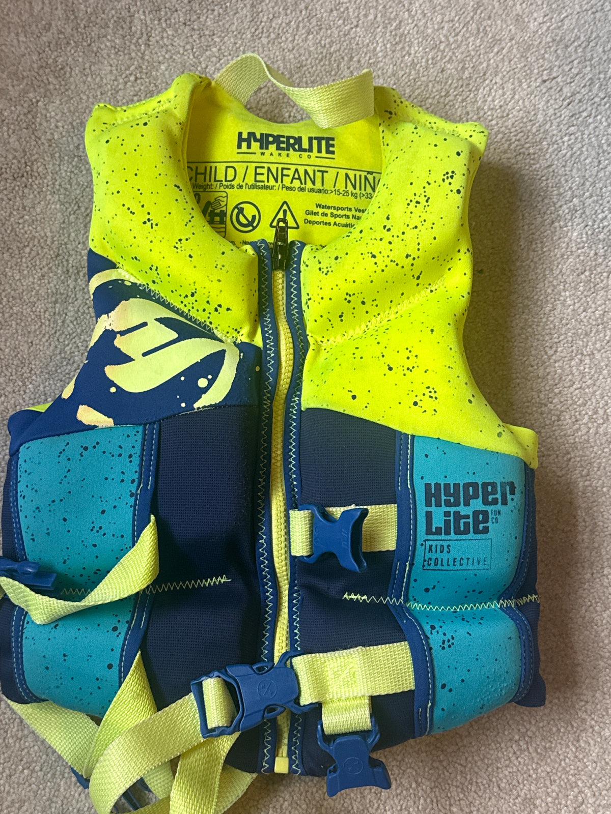 Hyper lite life jacket Boys 35-55lbs