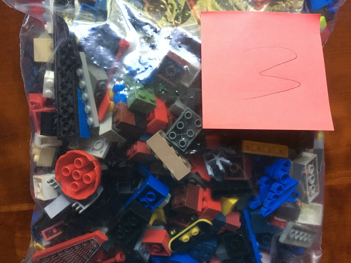 Big bag of small bricks loads of fun, 3a
