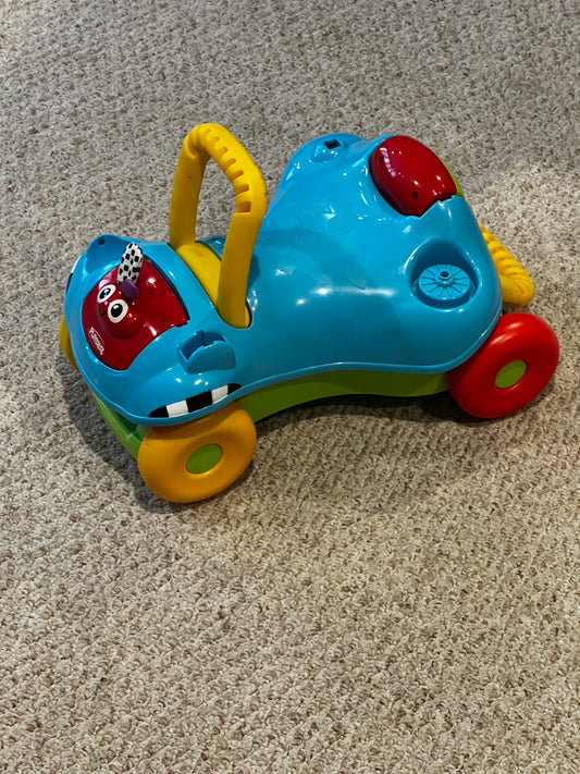 Ride on activity center