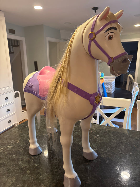 Ride On Maximus Makes noise