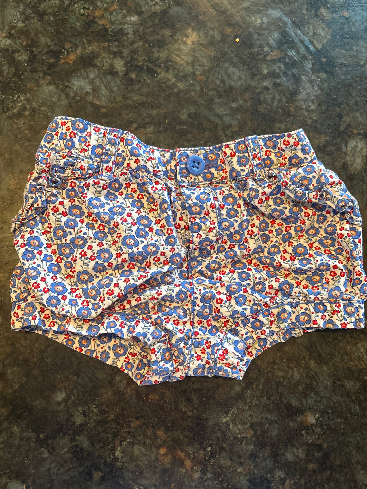 12-18 month shorts - size Month - 12-18 / 18M