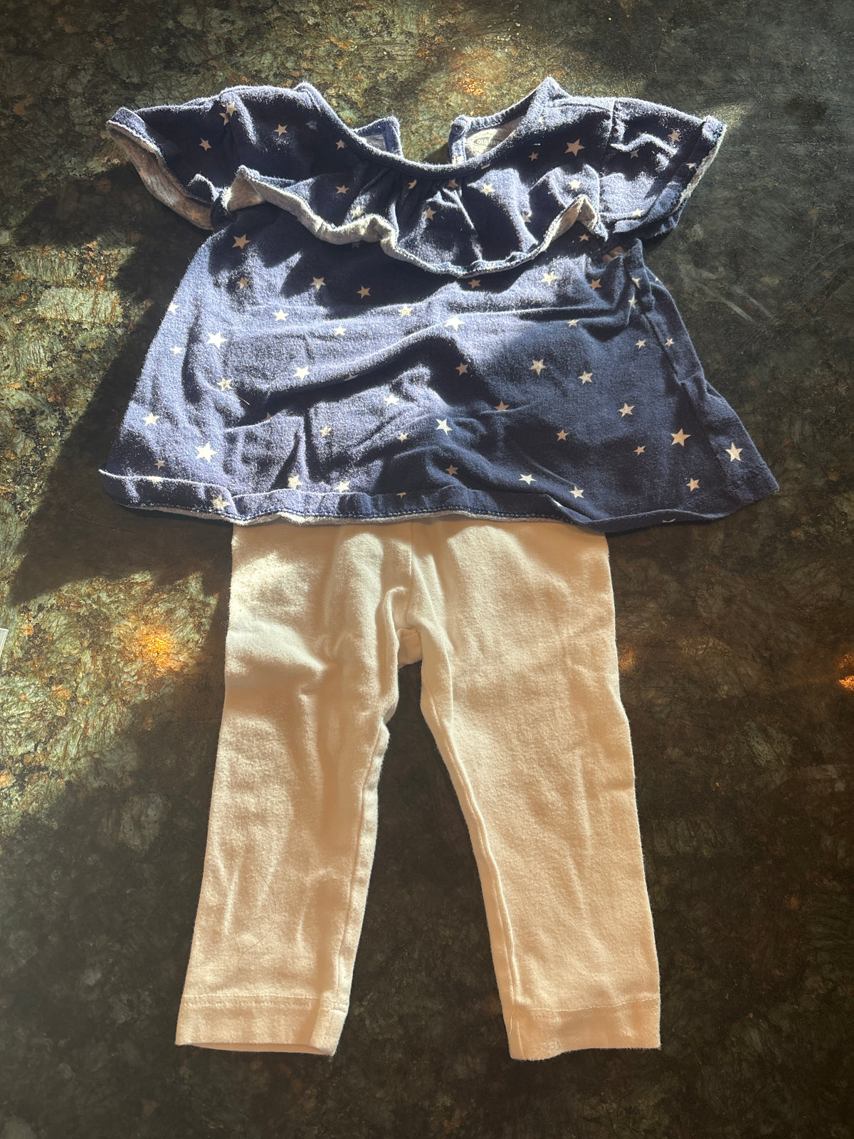 12-18m navy top & White pants, faded - size Month - 12-18 / 18M