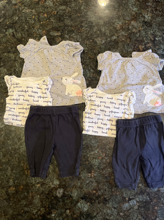 4 tops, 2 pants - size Month - Newborn