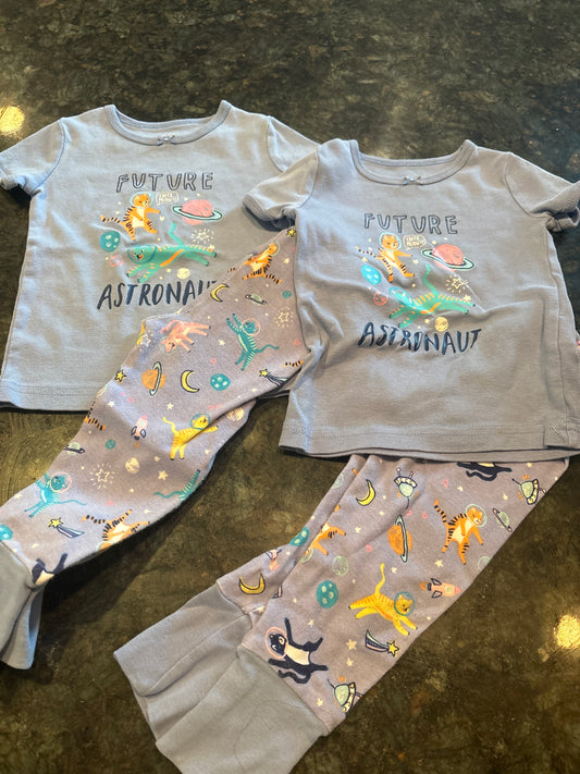 12m pajamas - size Month - 9-12 / 12M