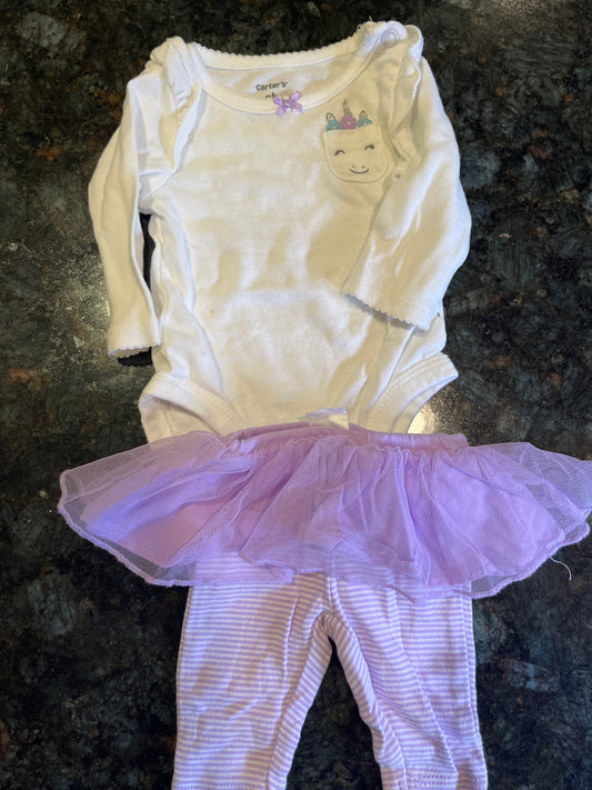 Carters Purple Outfit - size Month - Newborn