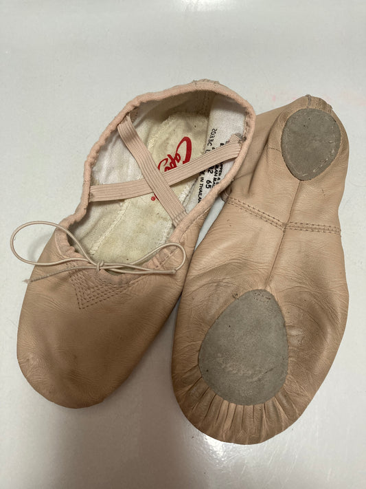 Leather split sole Ballet size 5  (Capezio) - size Shoes - Adult 5