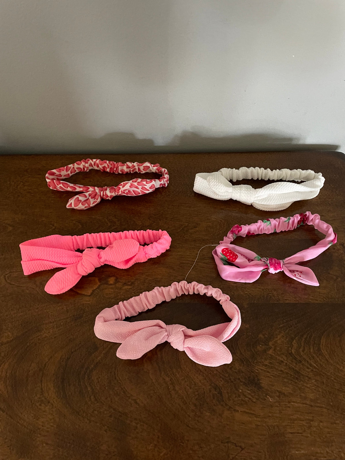 Lot Headbands (5) EUC - size Month - 0-12