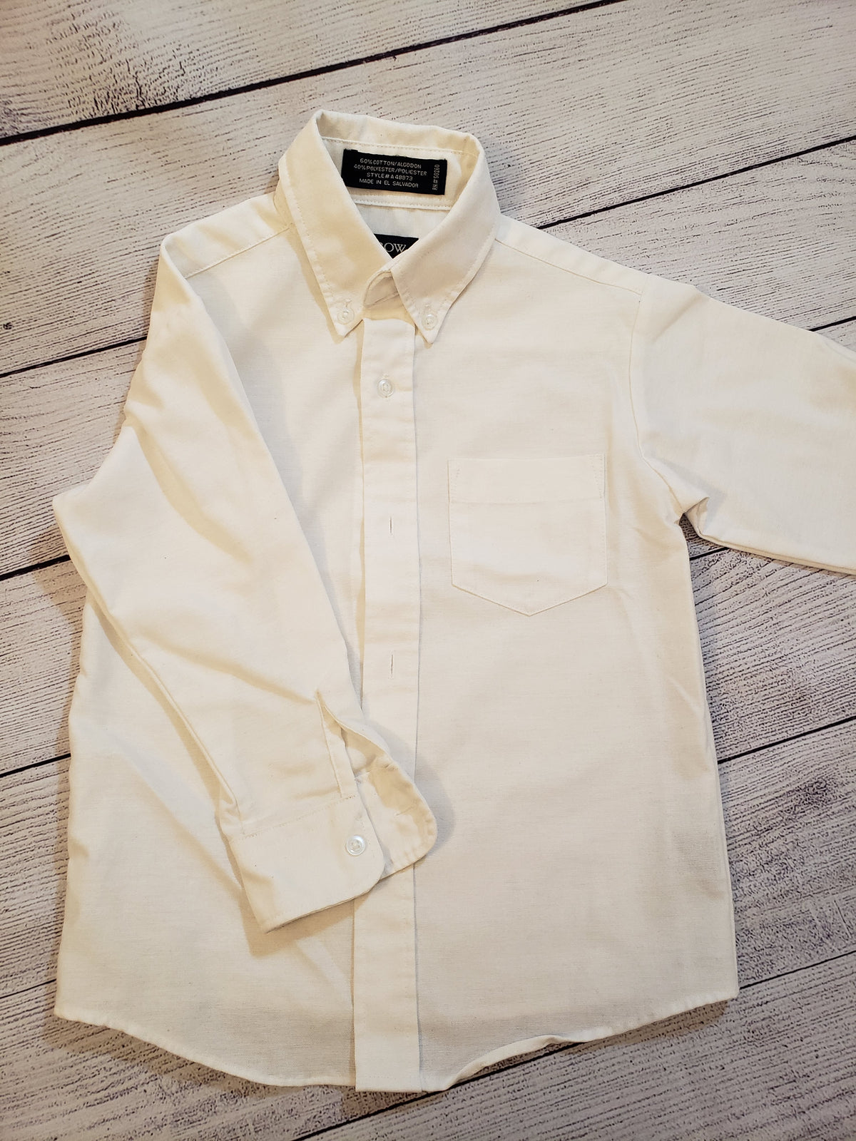 White dress shirt button Worn once VGUC - size Youth - 5 (XS)